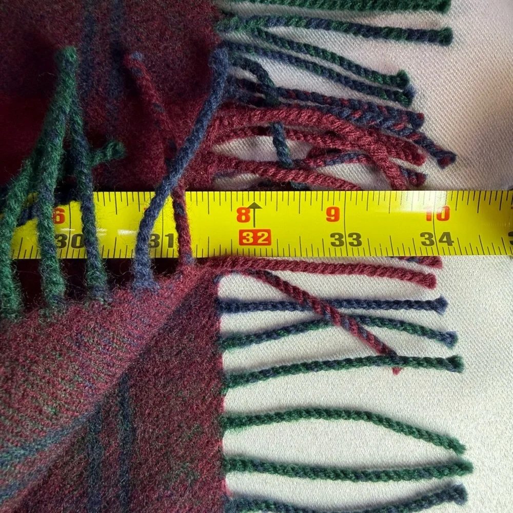 Lochcarron Highlander Scotland Red/Navy/Green Tartan Plaid Lambswool Scarf - Picture 9 of 9